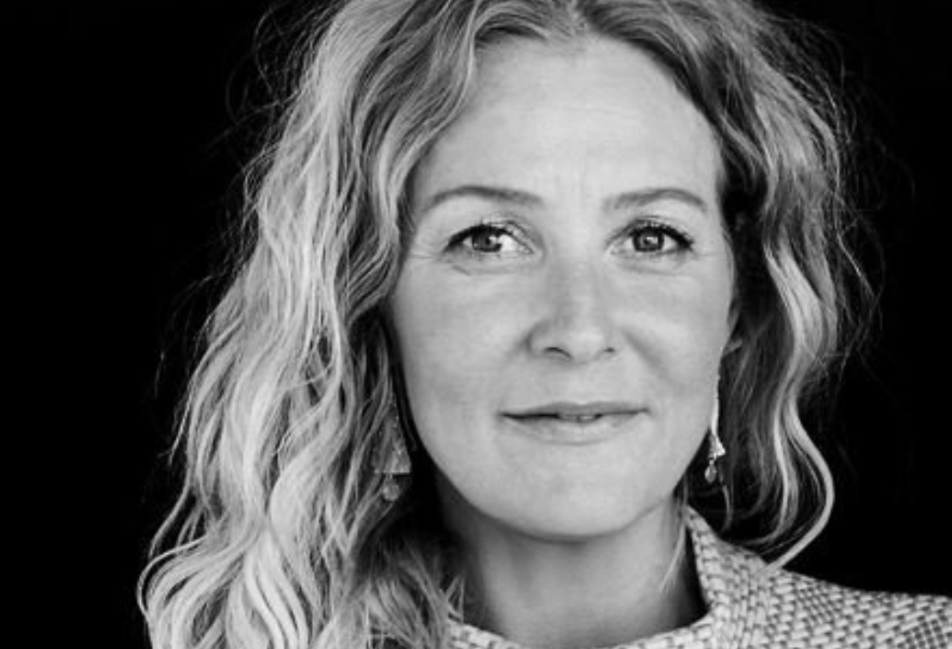 Louise Dinesen, psykolog og forfatter